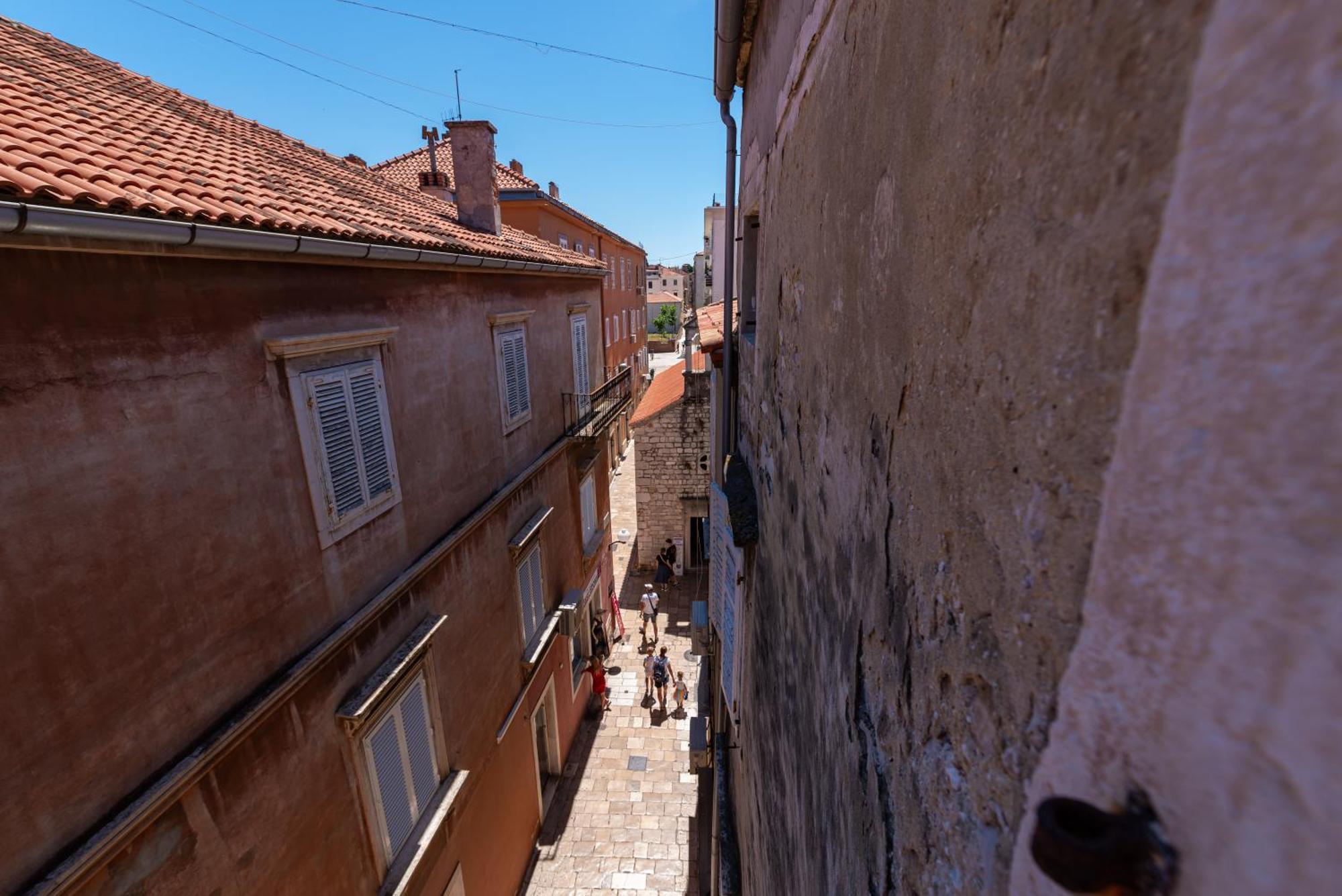 Апартаменти Timeless Antique Old Town With Terrace Задар Екстер'єр фото